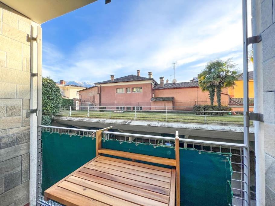 Bright Tiny Studio - Shared Pool & Sauna - Free Parking - Air Condition Muralto ภายนอก รูปภาพ